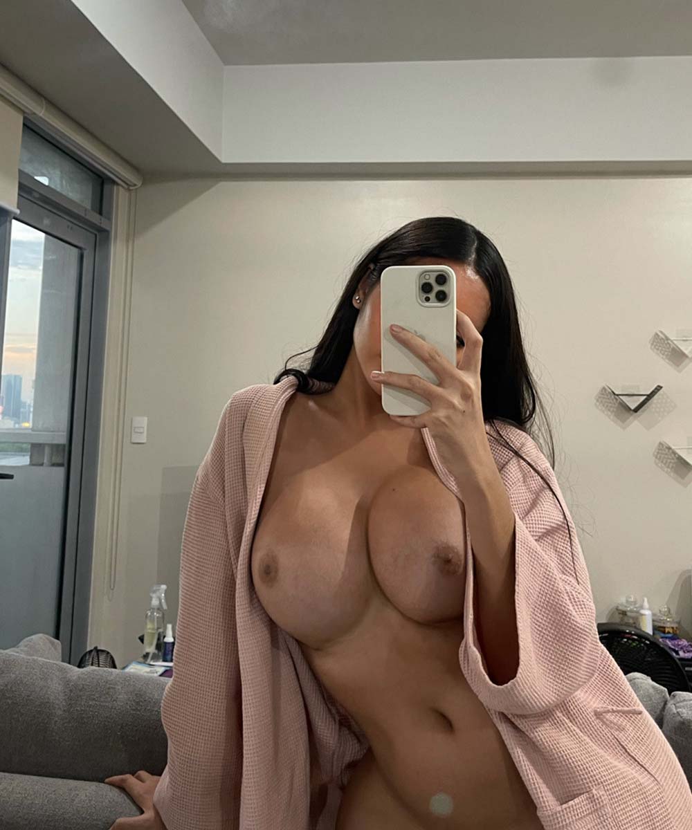 Angela Castellanos naked in Khulna