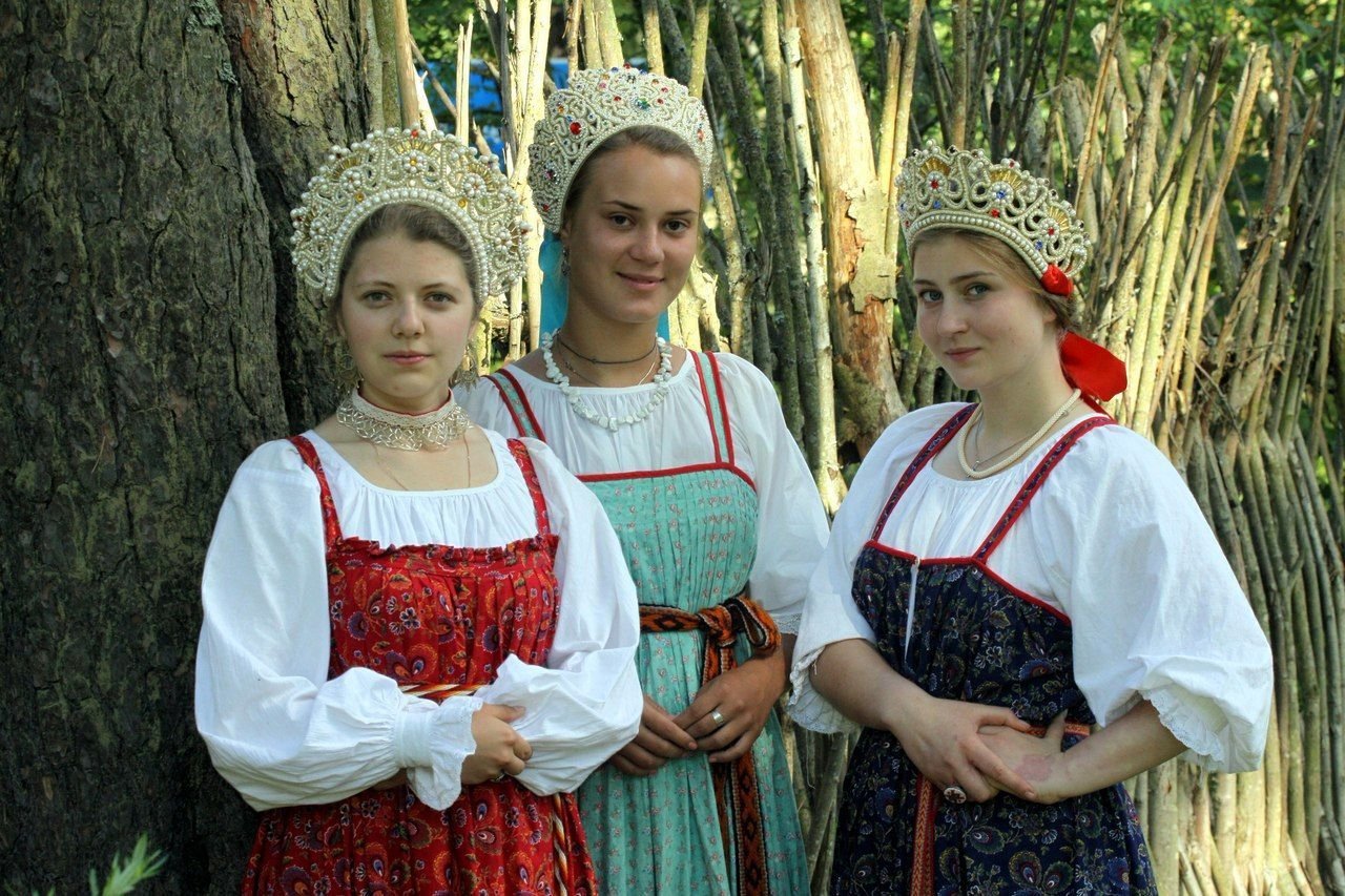 Sexy model Girls in Slavic costumes in Khulna